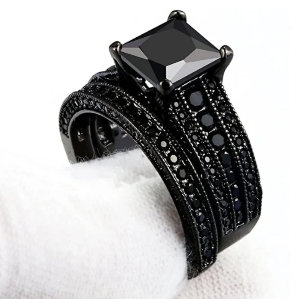 NEW 2PC/Set 2CT Princess Cut Black Sapphire Round Pave Engagement Ring